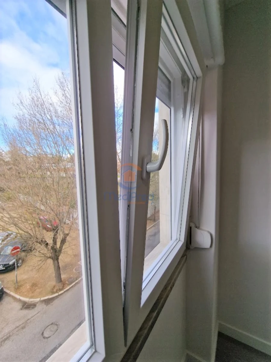 Apartamento T3 para Venda em Sacavém e Prior Velho Foto 18