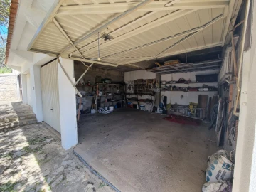 Moradia T4 para Venda em Loule (São Sebastião)