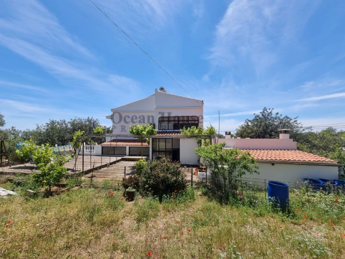 Moradia T4 para Venda em Loule (São Sebastião) Foto 4