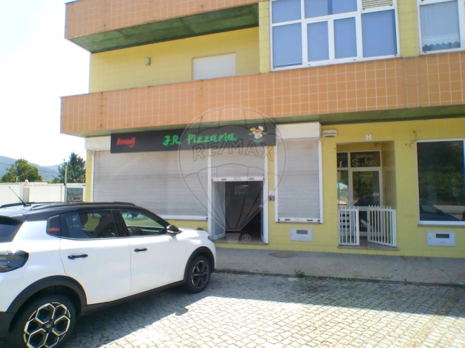 Negócio para Venda em Sebolido Foto 19