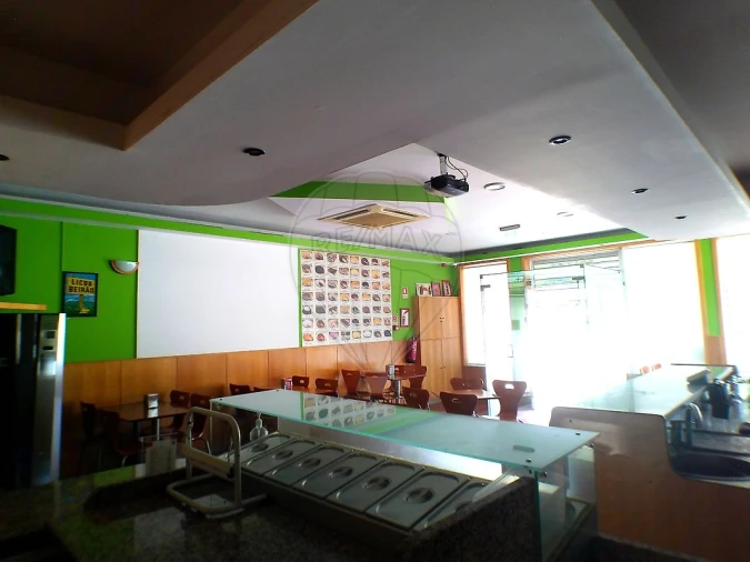 Negócio para Venda em Sebolido Foto 13