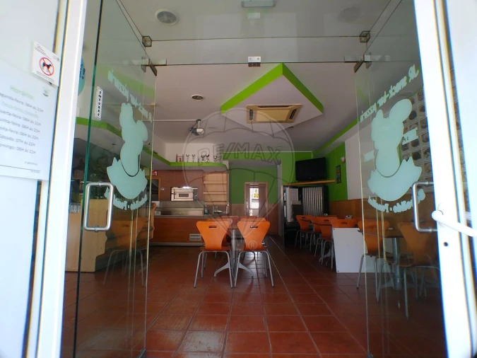 Negócio para Venda em Sebolido Foto 22