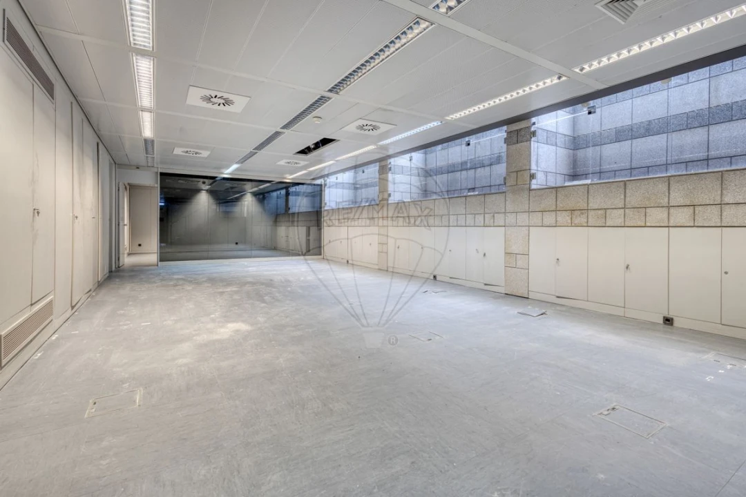 Escritório para Arrendamento em Aldoar, Foz do Douro e Nevogilde Foto 7