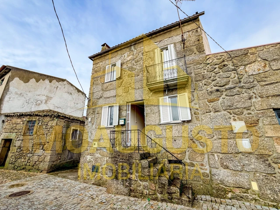 Moradia T3 para Venda em Figueiró da Serra e Freixo da Serra Foto 1