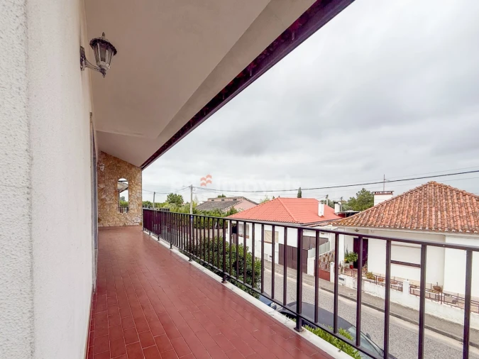 Moradia T3 para Venda em Vila Nova da Barquinha Foto 28