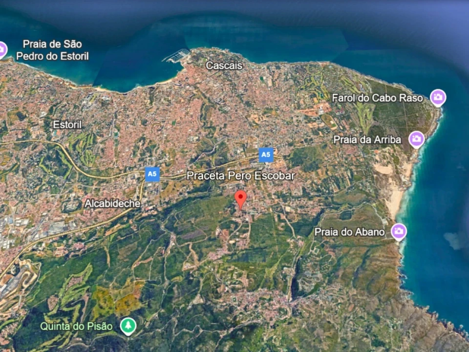 Terreno para Venda em Alcabideche Foto 2