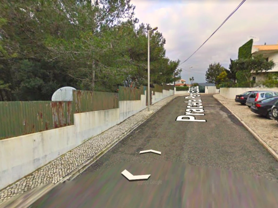 Terreno para Venda em Alcabideche Foto 4