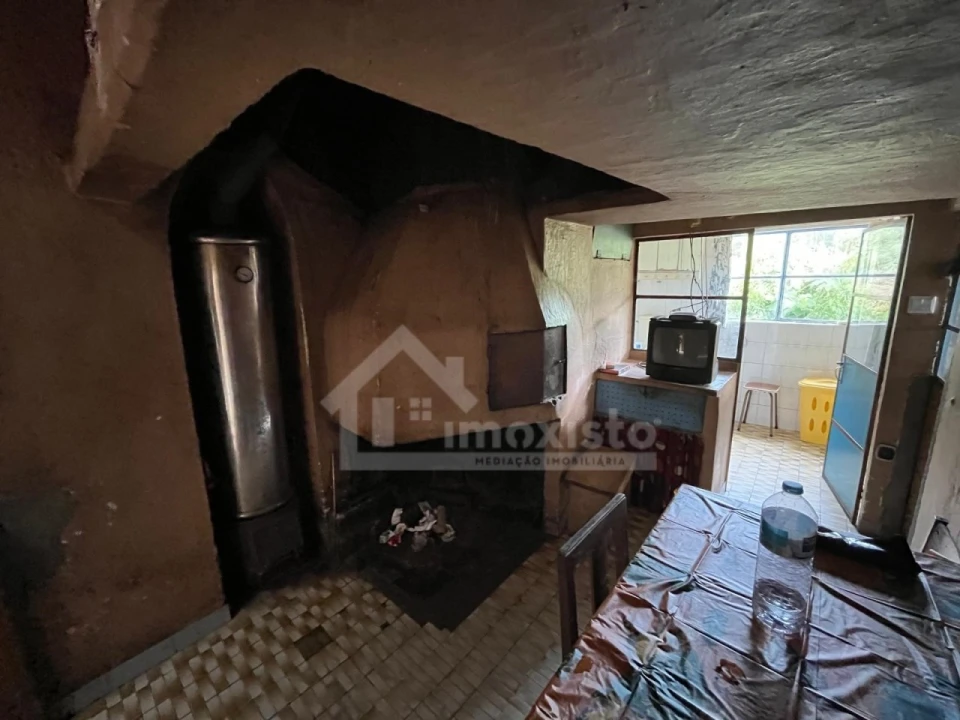 Moradia T3 para Venda em Aguda Foto 11