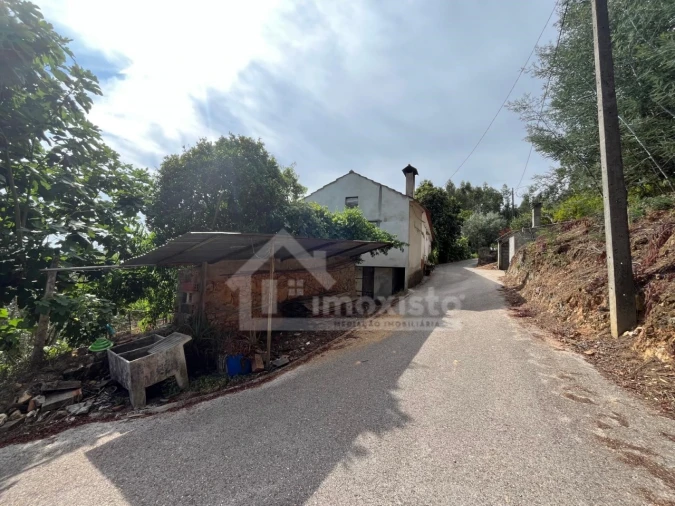 Moradia T3 para Venda em Aguda Foto 21