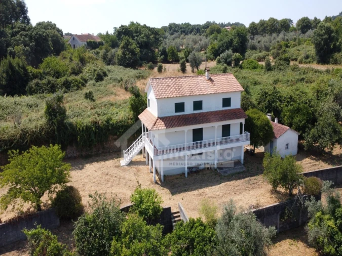 Moradia T3 para Venda em Figueiró dos Vinhos e Bairradas Foto 1