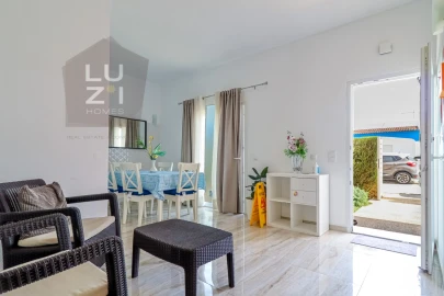 Moradia T6 para Venda em Vila de Sagres