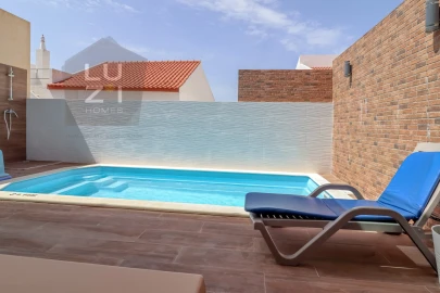 Moradia T6 para Venda em Vila de Sagres