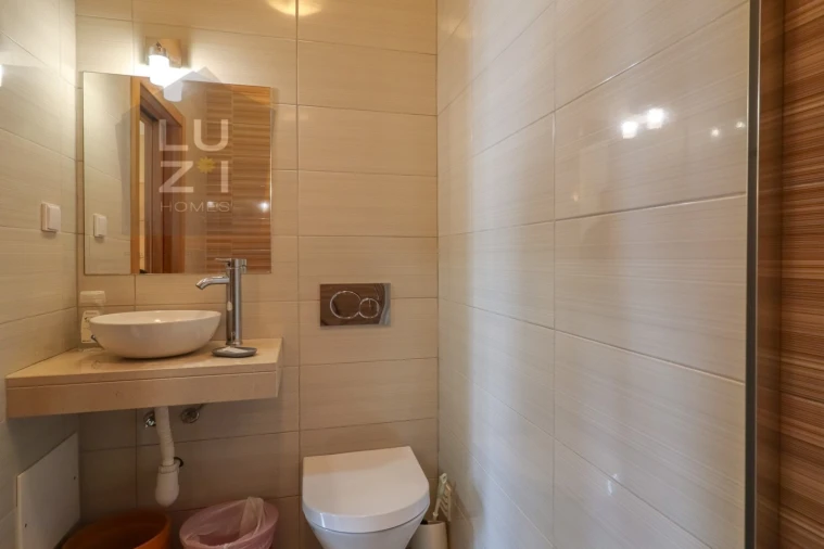 Moradia T6 para Venda em Vila de Sagres Foto 13