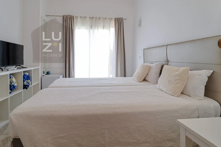 Moradia T6 para Venda em Vila de Sagres Foto 36