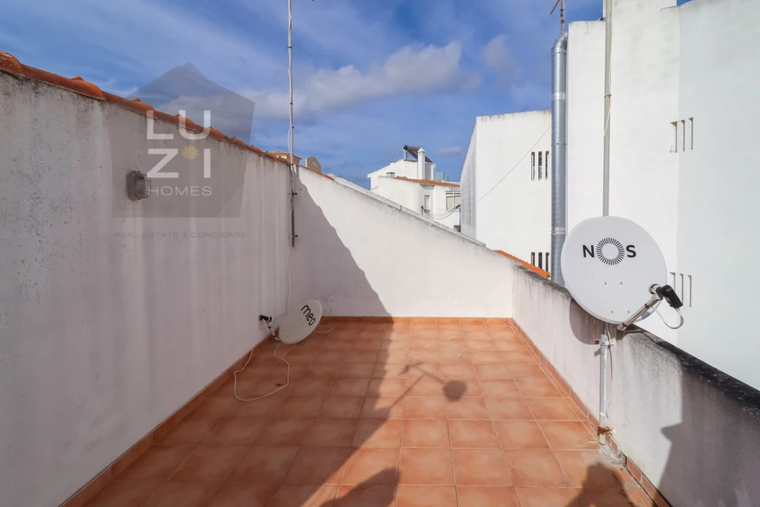 Moradia T2 para Venda em Luz Foto 22