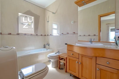 Apartamento T3 para Venda em Lagos (São Sebastião e Santa Maria)