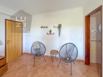Moradia T6 para Venda em Luz