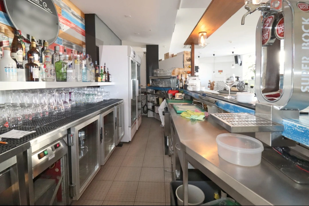 Negócio para Venda em Lagos (São Sebastião e Santa Maria) Foto 11