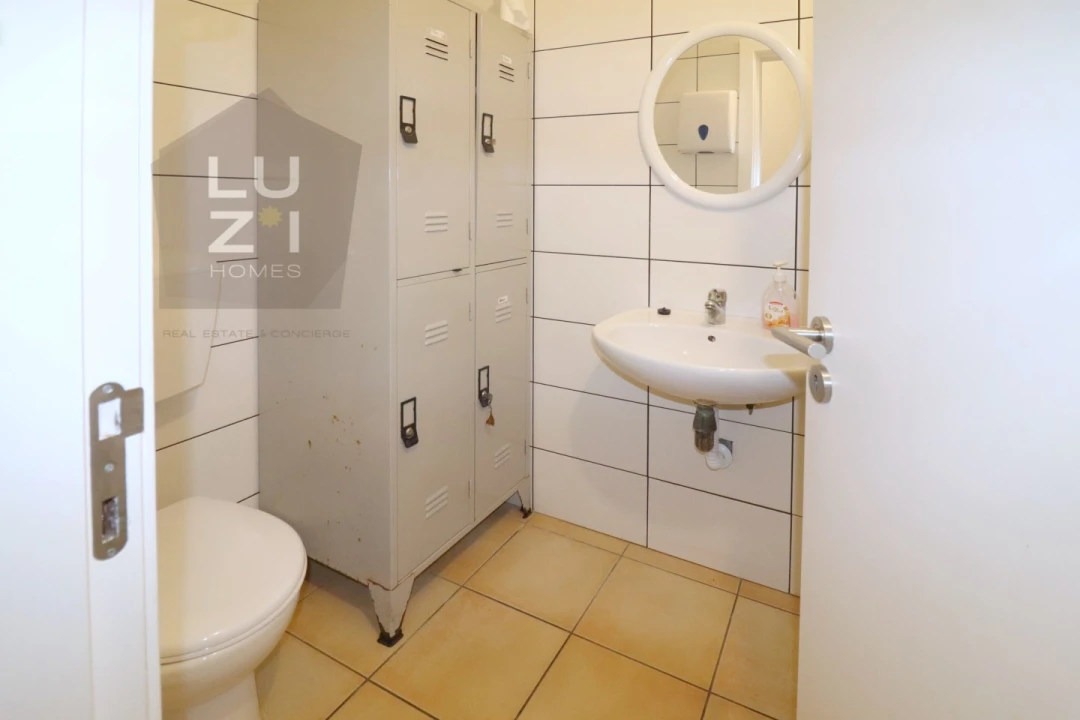 Negócio para Venda em Lagos (São Sebastião e Santa Maria) Foto 20