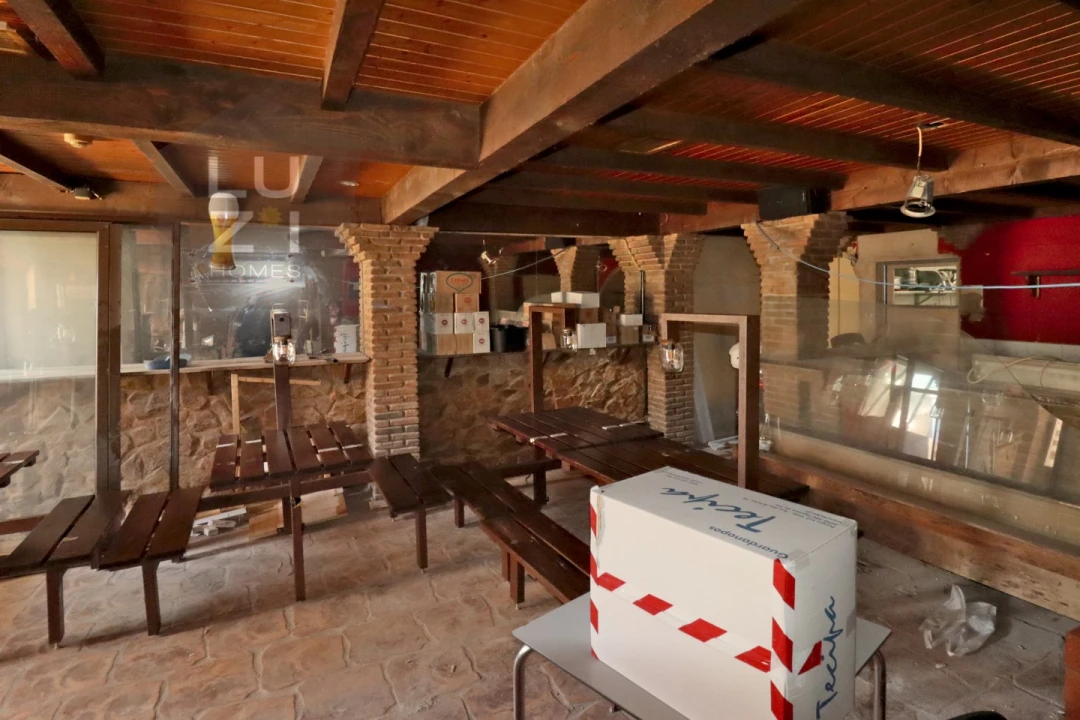 Negócio para Venda em Lagos (São Sebastião e Santa Maria) Foto 24