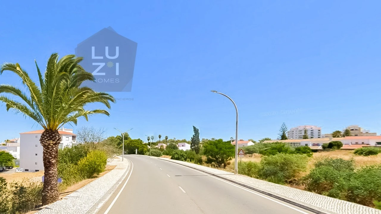 Moradia T4 para Venda em Lagos (São Sebastião e Santa Maria) Foto 8