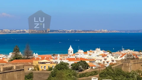 Moradia T4 para Venda em Lagos (São Sebastião e Santa Maria)