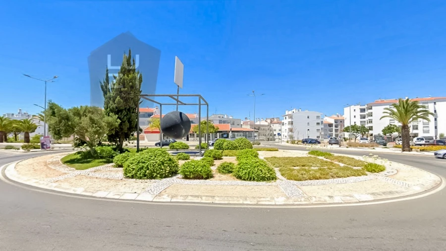 Moradia T4 para Venda em Lagos (São Sebastião e Santa Maria) Foto 7