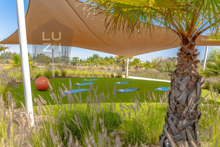 Negócio para Venda em Luz Foto 24