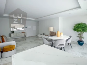 Apartamento T2 para Venda em Lagos (São Sebastião e Santa Maria)