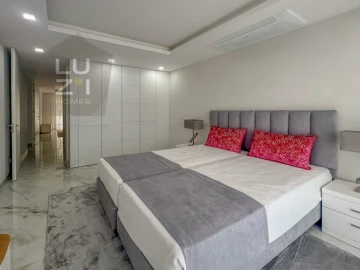 Apartamento T2 para Venda em Lagos (São Sebastião e Santa Maria)
