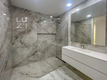Apartamento T2 para Venda em Lagos (São Sebastião e Santa Maria)