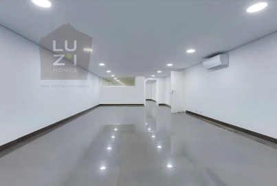 Moradia T4 para Venda em Lagos (São Sebastião e Santa Maria)