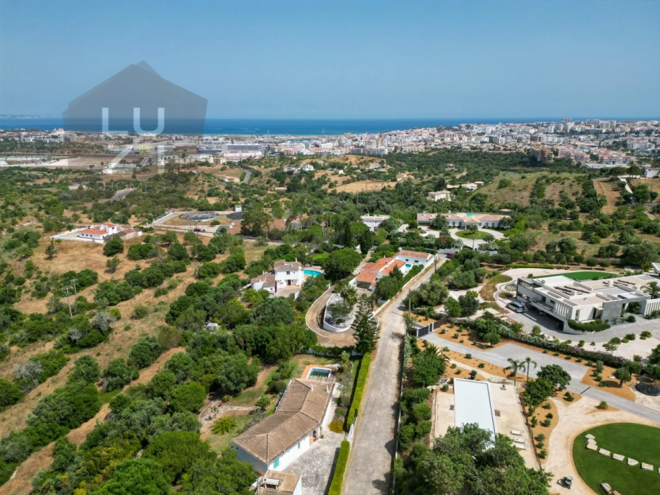 Moradia T4 para Venda em Lagos (São Sebastião e Santa Maria) Foto 61