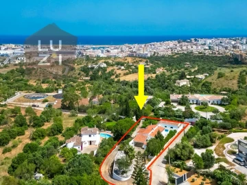 Moradia T4 para Venda em Lagos (São Sebastião e Santa Maria)