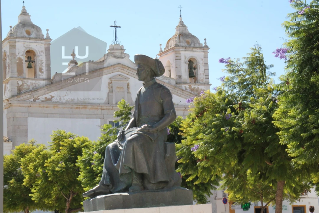 Prédio para Venda em Lagos (São Sebastião e Santa Maria) Foto 15