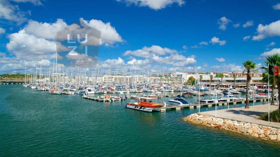 Prédio para Venda em Lagos (São Sebastião e Santa Maria) Foto 19