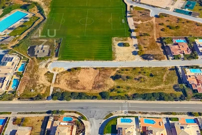 Terreno para Venda em Lagos (São Sebastião e Santa Maria)