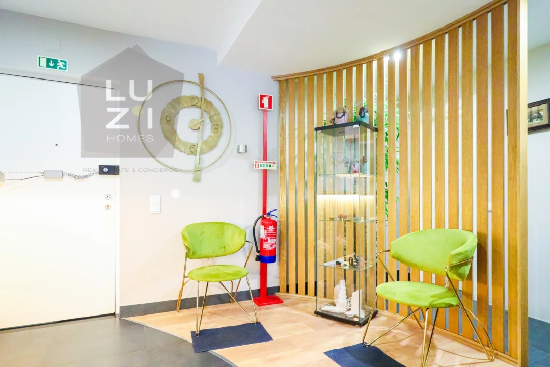 Negócio para Venda em Lagos (São Sebastião e Santa Maria) Foto 5