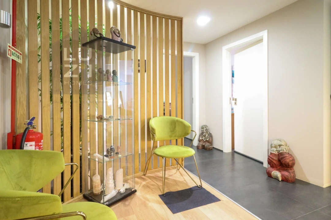 Negócio para Venda em Lagos (São Sebastião e Santa Maria) Foto 6