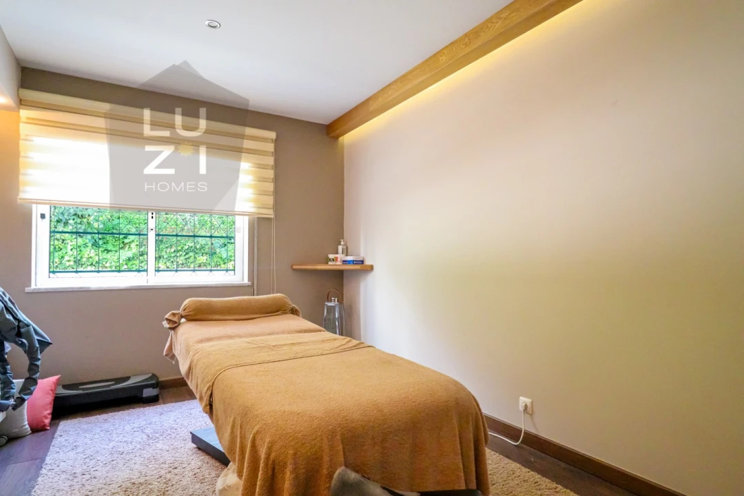 Negócio para Venda em Lagos (São Sebastião e Santa Maria) Foto 13