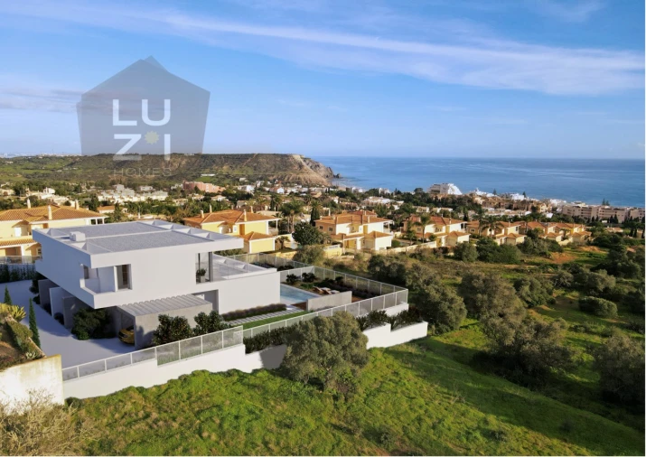 Moradia T3 para Venda em Luz Foto 1