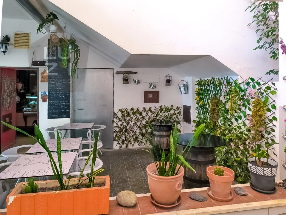 Negócio para Venda em Luz Foto 3