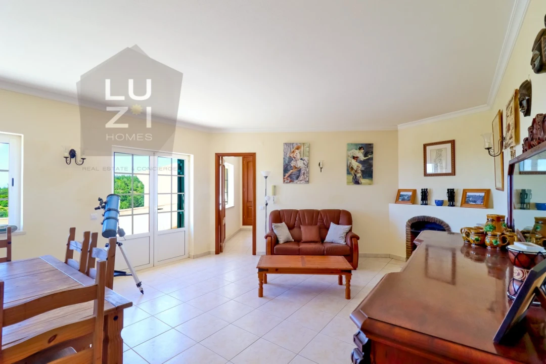 Moradia T6 para Venda em Luz Foto 37