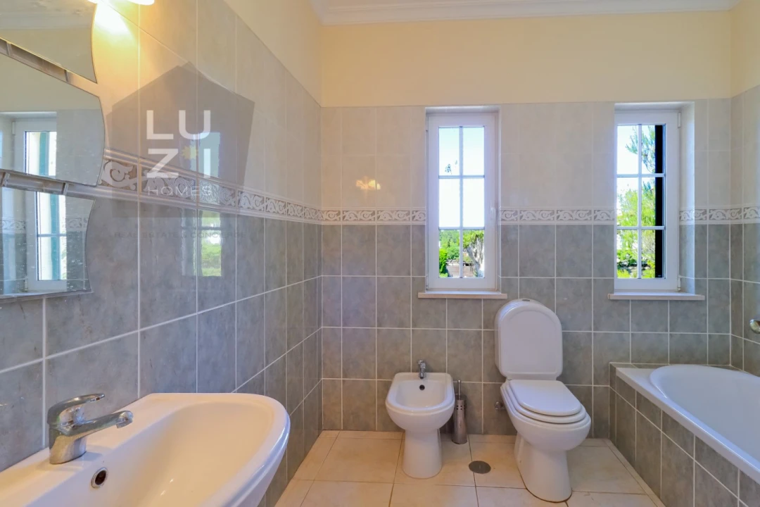 Moradia T6 para Venda em Luz Foto 56