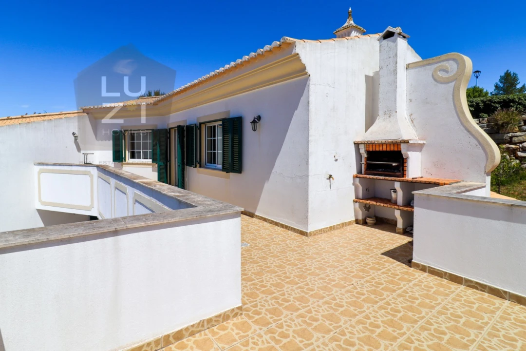 Moradia T6 para Venda em Luz Foto 46