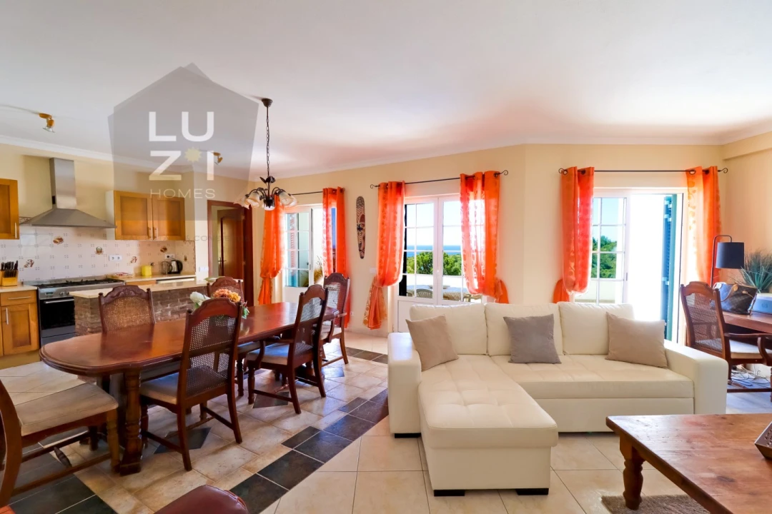 Moradia T6 para Venda em Luz Foto 16