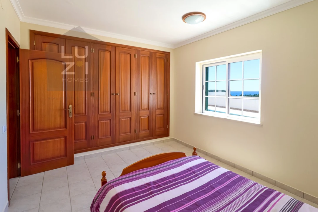 Moradia T6 para Venda em Luz Foto 68