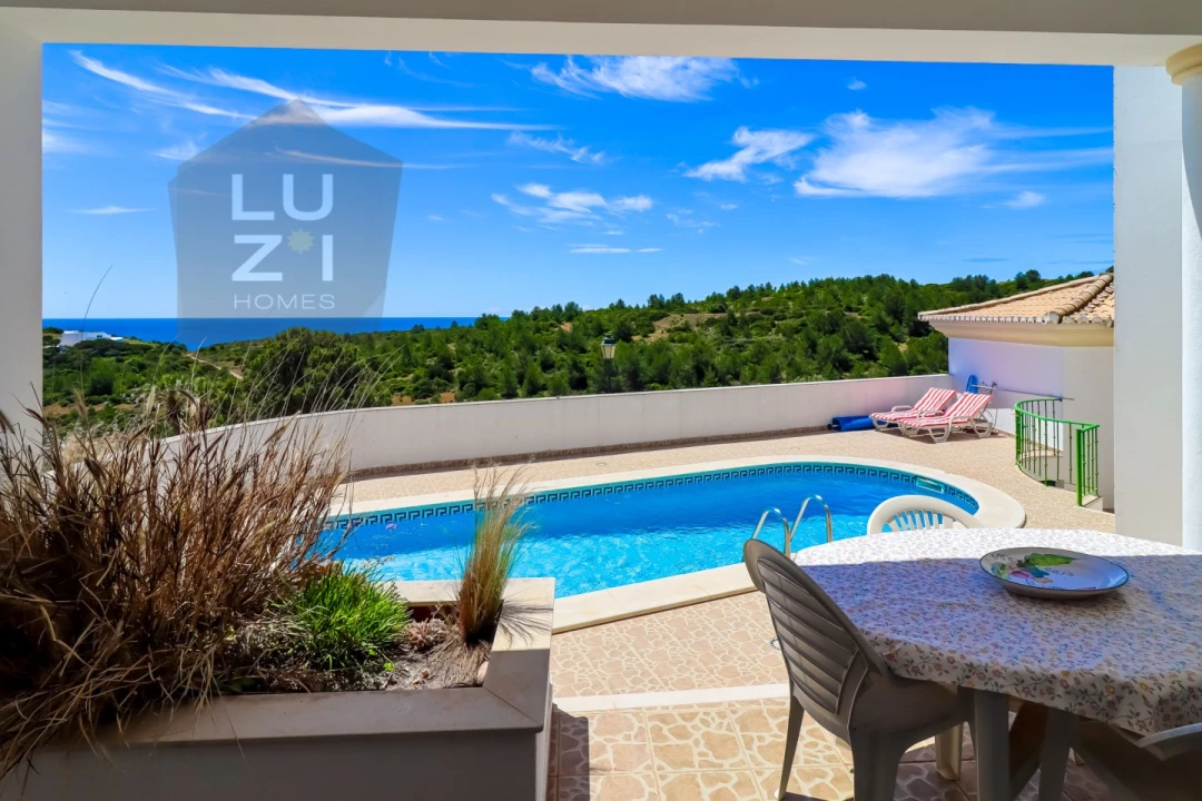 Moradia T6 para Venda em Luz Foto 8