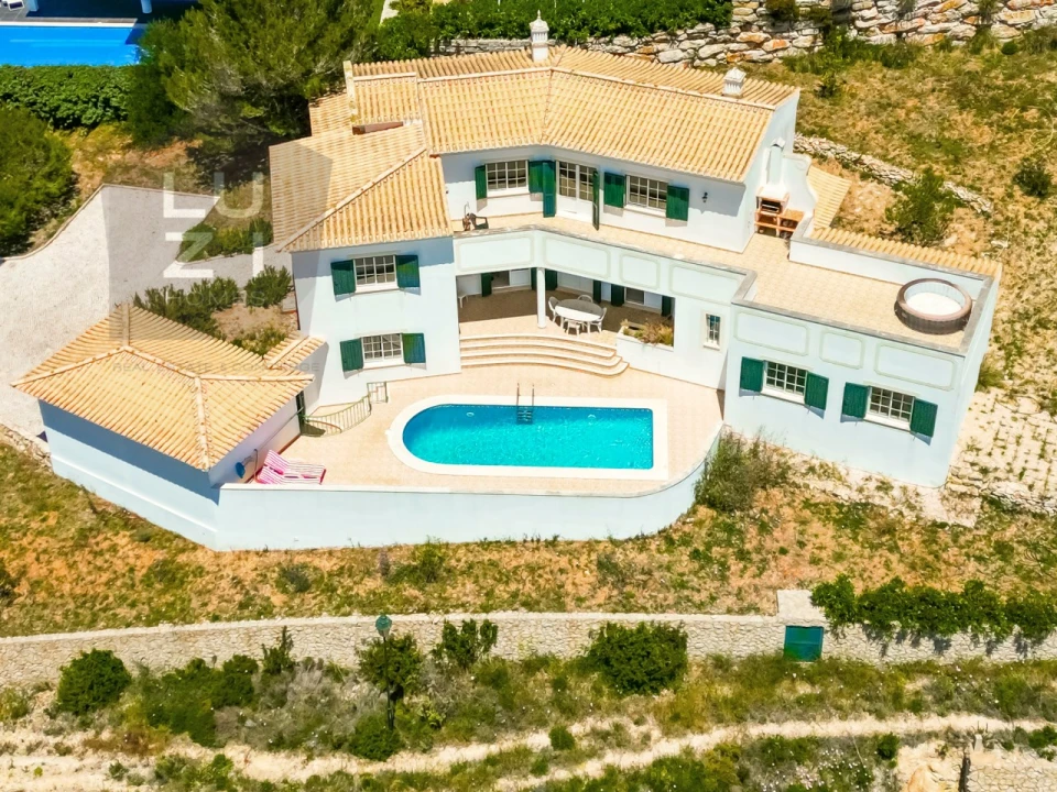 Moradia T6 para Venda em Luz Foto 1