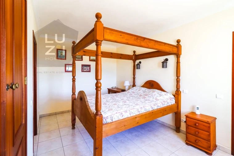 Moradia T6 para Venda em Luz Foto 53